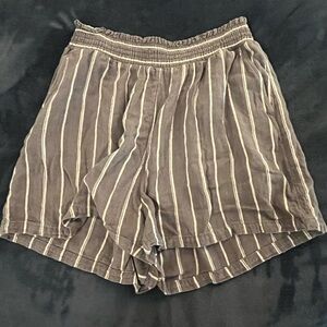 Universal High Waist Striped Blue/White Shorts